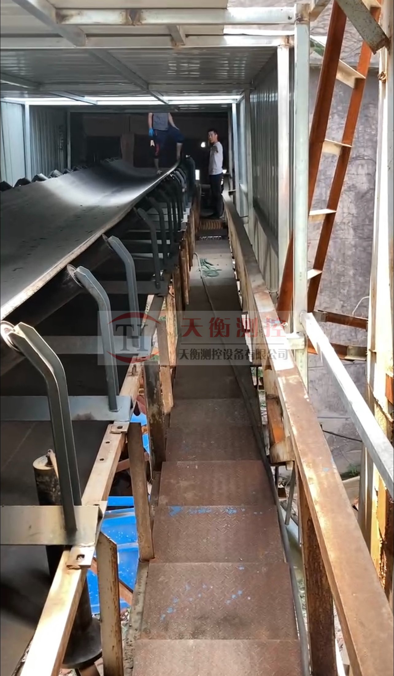 蘇州太倉砂石廠皮帶秤安裝現(xiàn)場(chǎng)